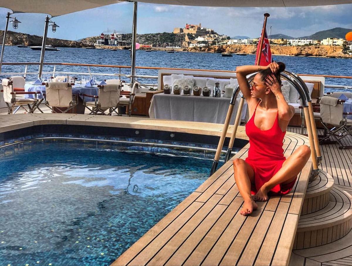 Diana Gureşoaie - model