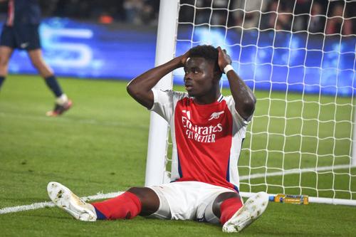 Bukayo Saka, după ratarea din meciul cu PSG// FOTO Imago Images