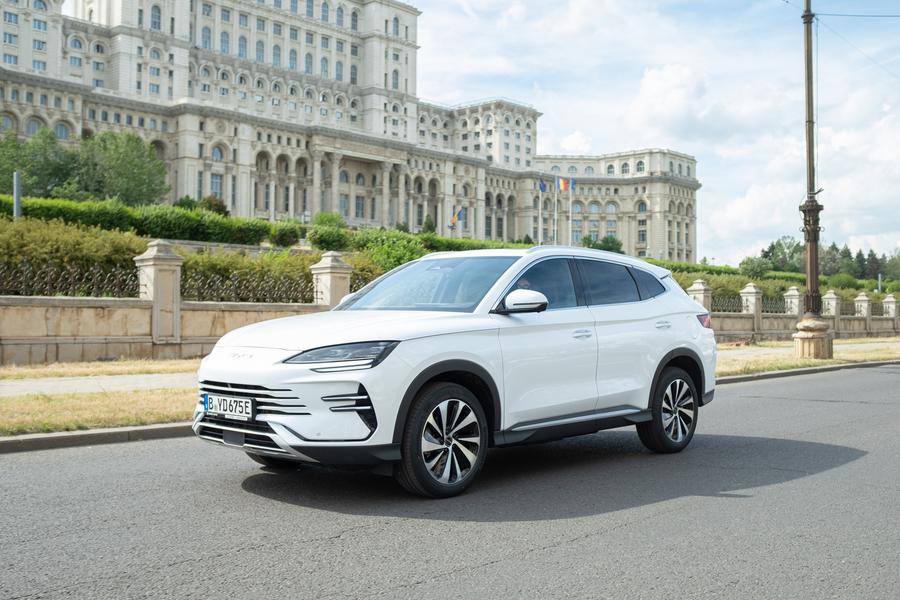 Primele mașini BYD pe străzile din București Liderul mondial în producția de automobile electrice s-a lansat oficial în România: două modele prin care vor să ia cu asalt piața auto internă