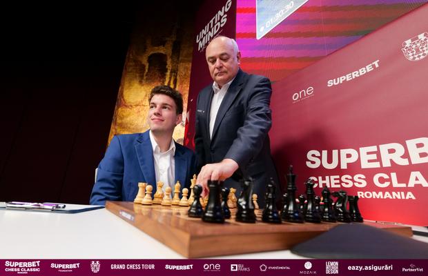 Start pentru Superbet Chess Classic România 2025: cei mai buni șahiști ai lumii joacă la București