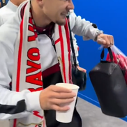 Andrei Rațiu, în mijlocul petrecerii după calificarea în finala Conference League / foto: captură TikTok