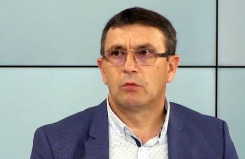 Eugen Neagoe, ultima oară la Hermannstadt, nu exclude ca sezonul viitor să antreneze ”în vecini”: ”Sunt în discuții cu un club de acolo”.