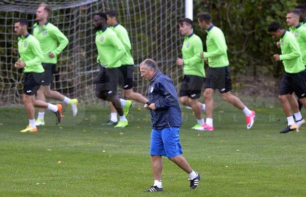 Tensiunea persistă la CFR Cluj » A contribuit la multe succese, dar nu mai are voie la antrenamente: „Mi s-a sugerat să stau acasă!”