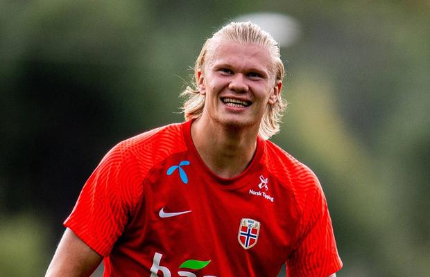 Sumă astronomică pentru Haaland! „Oferta pe care Dortmund nu o poate refuza”