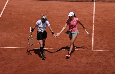Iga Swiatek continuă parcursul formidabil la Roland Garros 2021 » E în semifinale la dublu și poate da peste Irina Begu