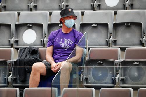 Roger Federer (39 de ani, 8 ATP) s-a retras de la Roland Garros 2021, înaintea meciului din „optimi” cu Matteo Berrettini (25 de ani, 9 ATP). Decizia elvețianului a fost aspru criticată, iar Darren Cahill s-a implicat la rândul lui în dezbatere.