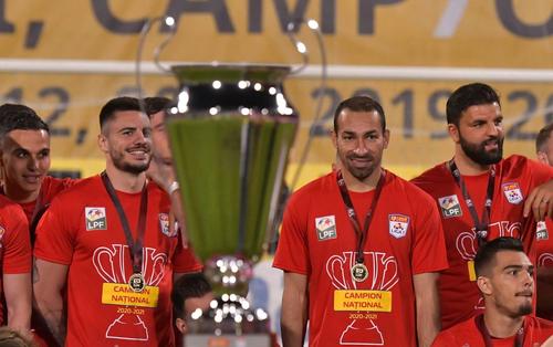 CFR Cluj a oficializat transferul lui Rachid Bouhenna (29 de ani). Ultima dată la Sepsi, stoperul va evolua din sezonul viitor în Gruia.