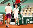 Daniil Medvedev și-a bătut joc de serviciul decisiv al „sfertului” cu Stefanos Tsitsipas » Grecul e în semifinalele Roland Garros 2021!
