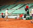 Daniil Medvedev și-a bătut joc de serviciul decisiv al „sfertului” cu Stefanos Tsitsipas » Grecul e în semifinalele Roland Garros 2021!