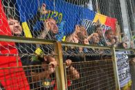 Ei le-au cerut socoteală „tricolorilor” după meci  » Cine sunt ultrașii români care au făcut scandal în Bosnia