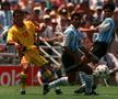 Hagi, mereu un pericol incontrolabil pentru argentinieni, în victoria tricoloră din "sferturile" Mondialului american