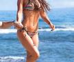 Megan Fox a uimit cu apariția ei » Cea mai sexy suporteră a lui Man United a pozat într-un costum de baie minuscul: „Doamne, arăți perfect!”