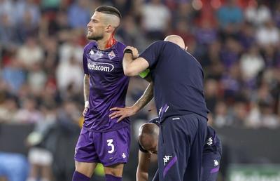 Reacția lui Lobonț, după ce huliganii lui West Ham i-au spart capul lui Biraghi: „Stai la tine în curte!”