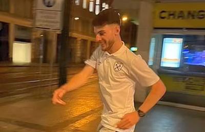 Party în Praga până la 5 dimineața » Cum au sărbătorit fotbaliștii lui West Ham câștigarea trofeului Conference League
