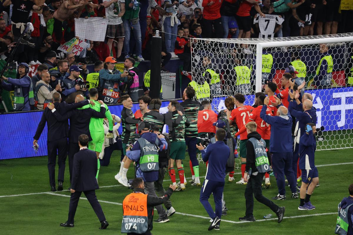 IMAGINI MEMORABILE cu Cristiano Ronaldo surprinse de fotoreporterul GSP. Cum a trăit loviturile de departajare starul portughez