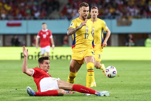Denis Drăguș, în partida Austria - România din preliminariile pentru Campionatul Mondial din 2026 / Foto: GSP.ro