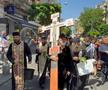 Gigi Becali a ieșit pe Calea Victoriei să „curețe” cu agheasmă după marșul LGBT: a purtat o cruce uriașă, apoi s-a oprit și a cântat