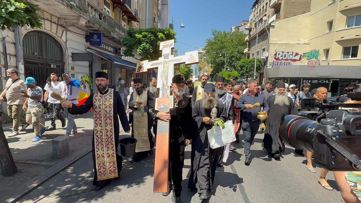 Gigi Becali la parada organizată pe 8 iunie 2025