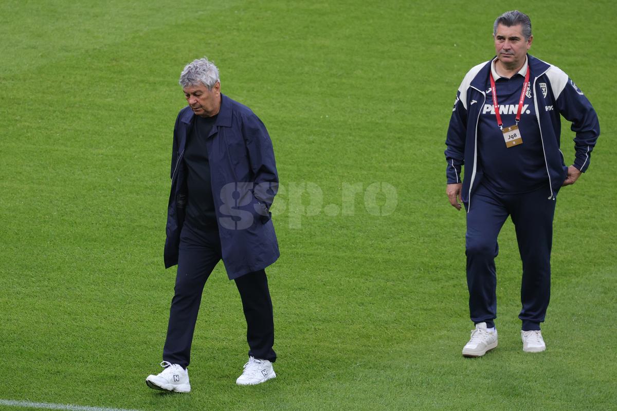 Mircea Lucescu, la meciul Austria - România 2-1