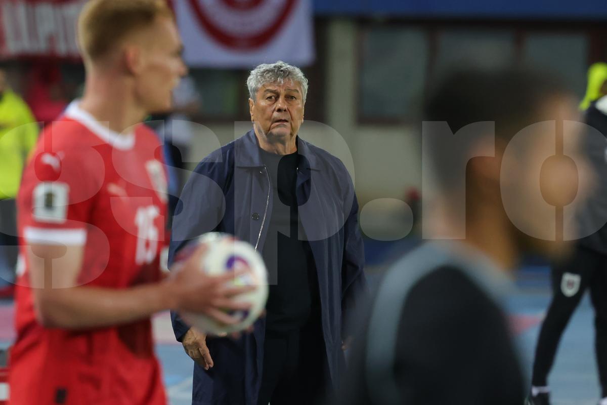 Mircea Lucescu, la meciul Austria - România 2-1