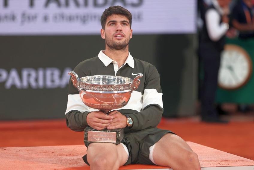 Carlos Alcaraz, după ce a câștigat Roland Garros 2025/ foto: Imago Images