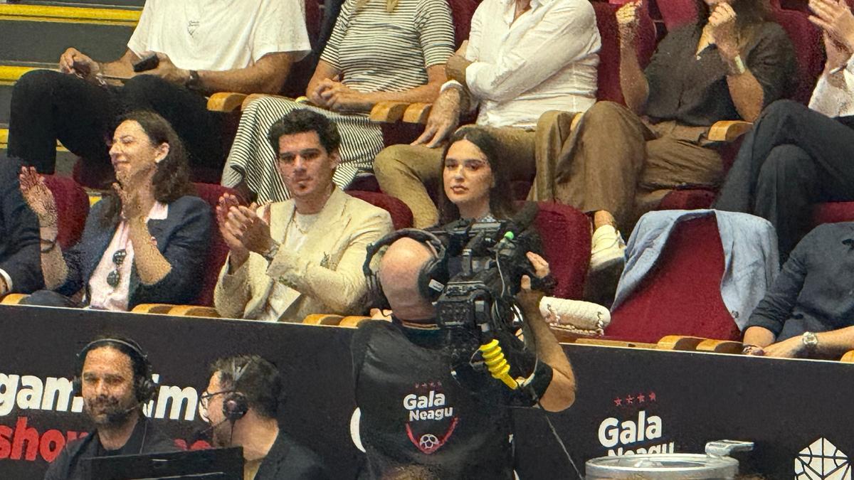 Sala Polivalentă, înțesată de vedete la Gala Neagu » Ianis Hagi și Sorana Cîrstea și-au făcut apariția
