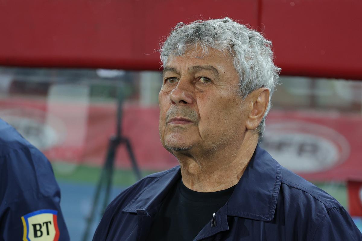 Mircea Lucescu, la meciul Austria - România 2-1