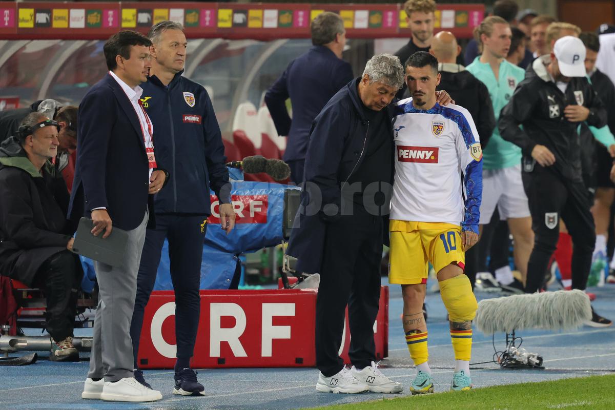 Mircea Lucescu, la meciul Austria - România 2-1