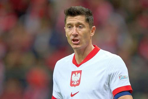 Robert Lewandowski, în conflict cu selecționerul Poloniei. FOTO: Getty Images