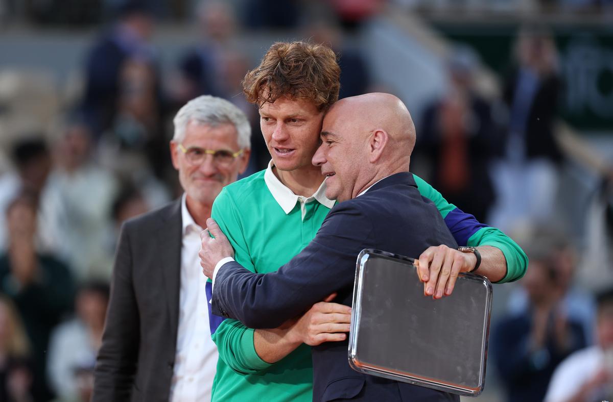 Jannik Sinner - Carlos Alcaraz, finala dramatică de la Roland Garros