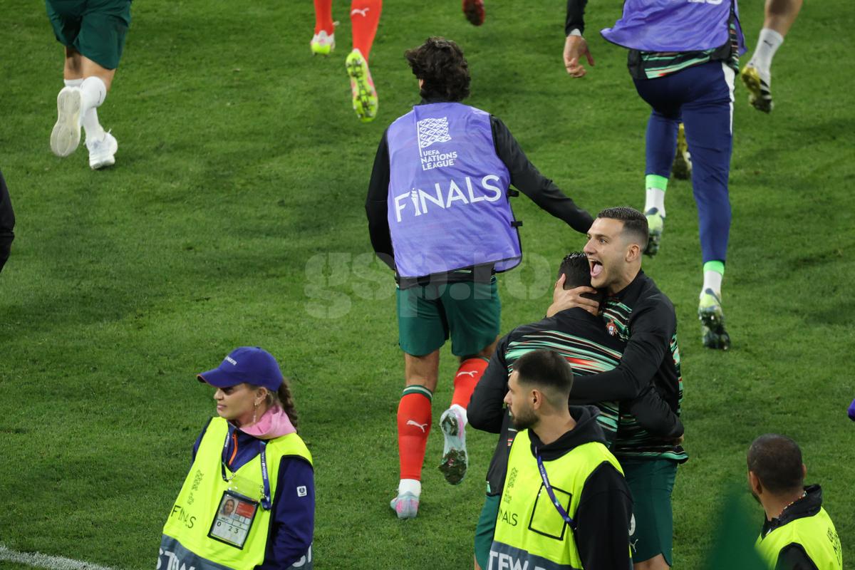 IMAGINI MEMORABILE cu Cristiano Ronaldo surprinse de fotoreporterul GSP. Cum a trăit loviturile de departajare starul portughez