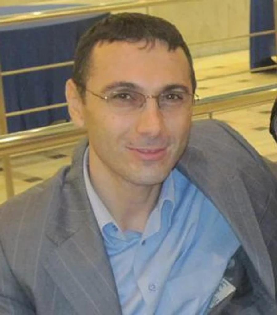Mircea Moise e avocatul care-l reprezintă de ani de zile pe Adrian Mititelu în multiplele litigii apărute după dezafilierea oltenilor, produsă în 2011 FRF în corzi: două Adunări Generale diferite, în două zile consecutive, sub presiunea acuzelor de funcționare ilegală! » „Vor să calmeze masele”