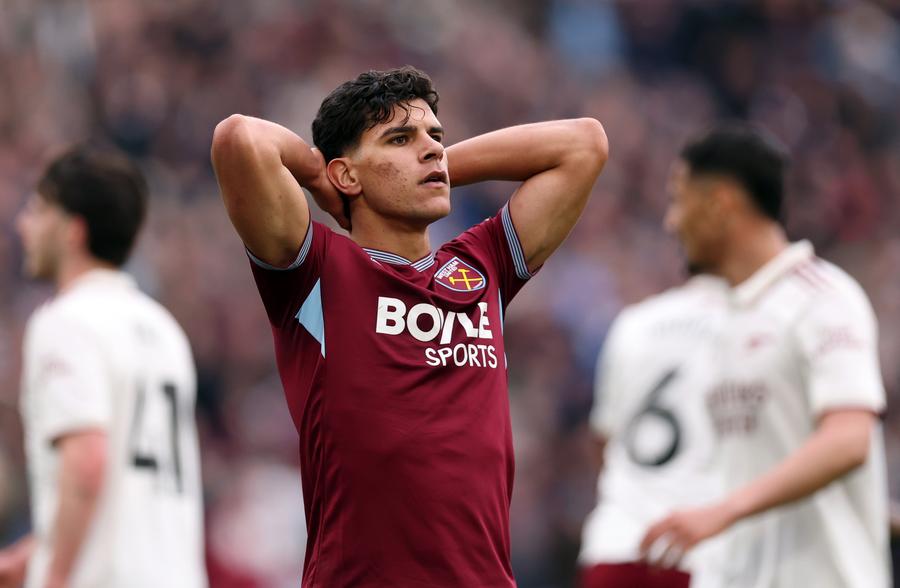 Mateus Fernandes, unul dintre cei mai buni mijlocași din Premier League // foto: Getty Images Jose Mourinho, cerere specială pentru Florentino Perez » Vrea un mijlocaș din Premier League