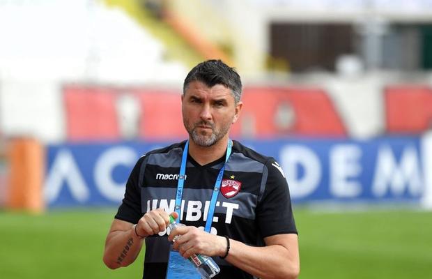 DINAMO. Lovitură pentru Adi Mihalcea! Sezon încheiat pentru un jucător important