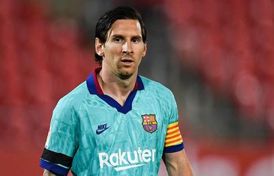 FOTO Imaginea virală cu Leo Messi și un fost selecționer al Spaniei!„Acum știe și Messi cum va arăta la 70 de ani”