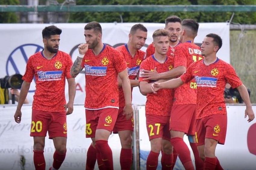 Olimpiu Moruțan (primul din dreapta) a reușit 2 goluri și 6 pase decisive în acest sezon