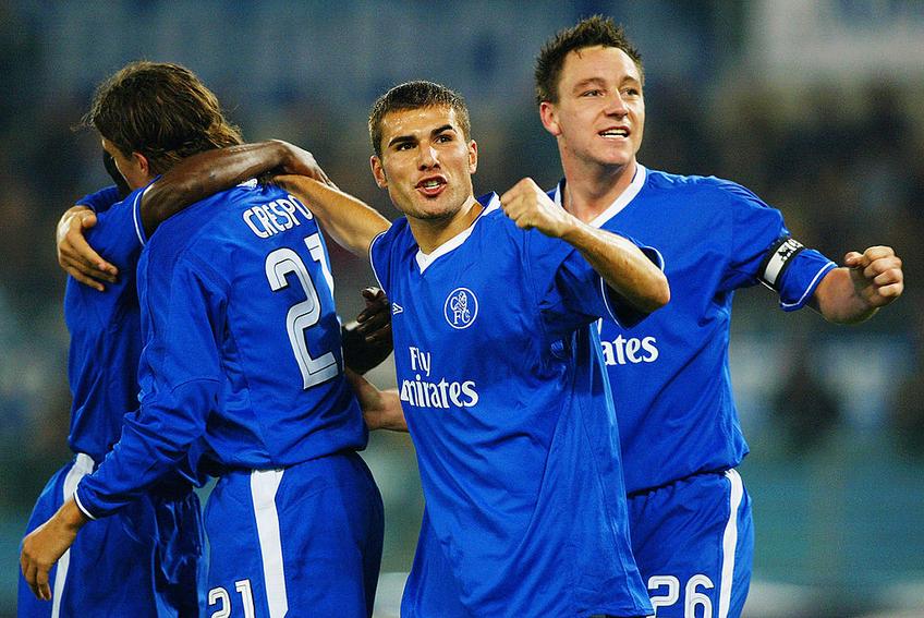 Mutu a jucat la Chelsea în sezonul 2003-2004