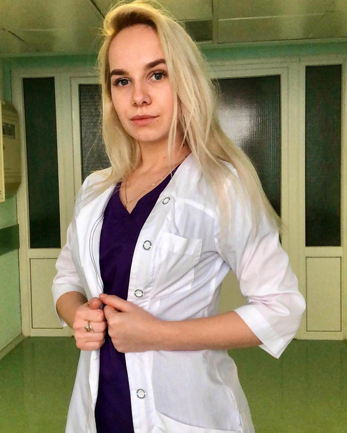FOTO Ce s-a întâmplat cu asistenta din Rusia care a apărut în lenjerie intimă în fața pacienților: „Am alte priorități în viață”