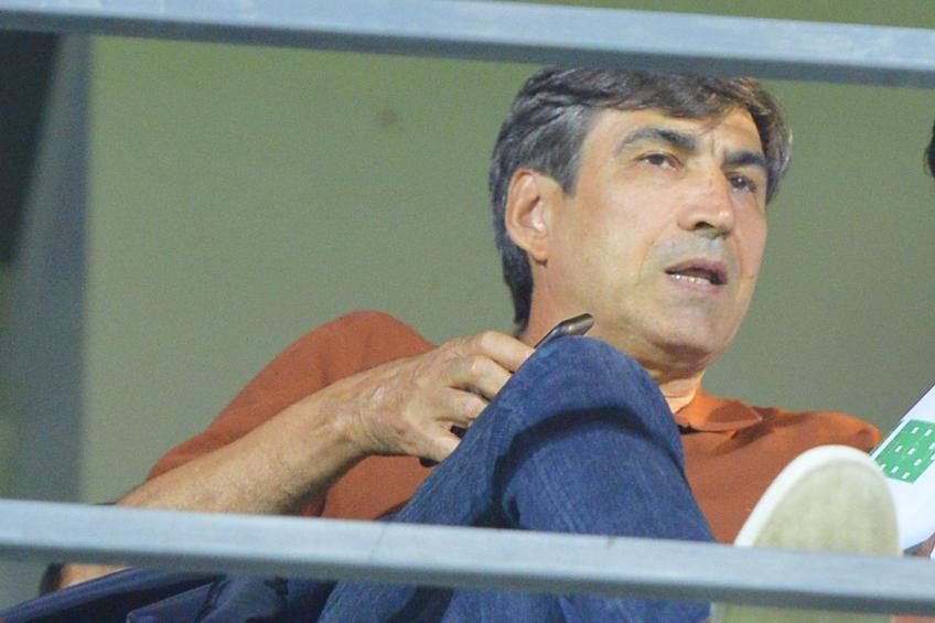 Victor Pițurcă (65 de ani), glorie a Stelei, are un reproș pentru constructorii noului stadion din Ghencea, anume calitatea scaunelor.