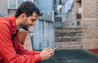 Cum să alegi un telefon performant. 5 lucruri la care să fii atent