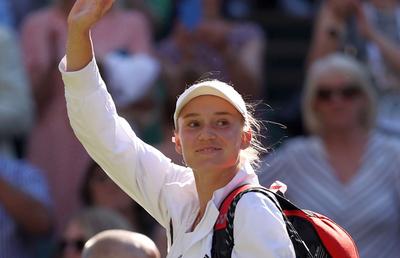 „Te simți rusoaică? Sunt zvonuri că încă trăiești la Moscova!” » Elena Rybakina, asaltată de jurnaliști la Wimbledon