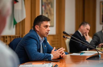 Eduard Novak, dialog în direct cu Cătălin Țepelin despre ordinul care a bulversat sportul » Ministrul e deschis la negocieri: „E 100% legal, dar da, e cam din scurt pentru fotbal”
