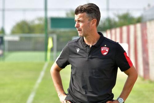 FIFA a respins cererea lui Dinamo pentru deblocarea transferurilor. „Câinii” trec acum la „planul B”, negocieri individuale cu jucătorii, urmate de plăți.