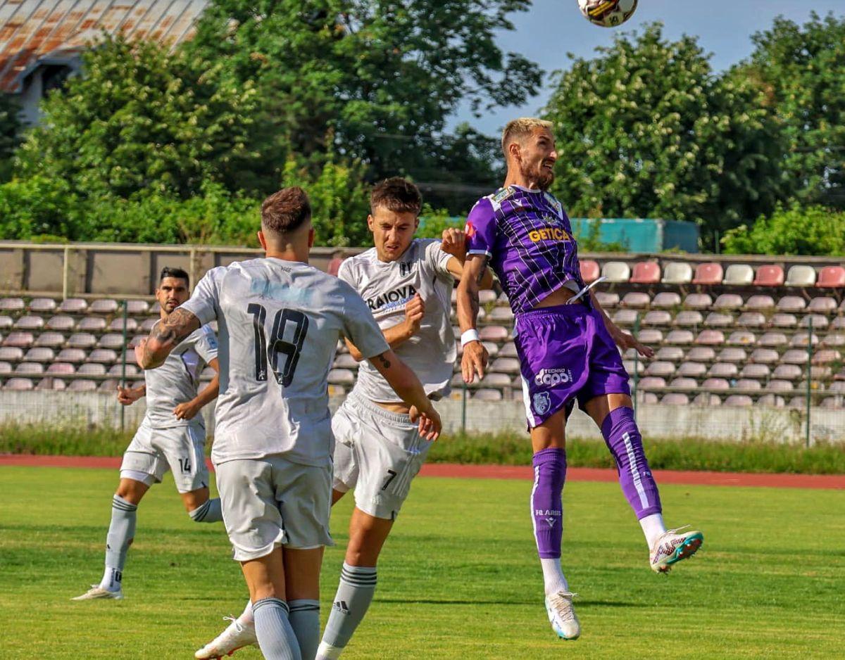 Le-au închis porțile de teamă să nu fie spionați! Cât s-a terminat amicalul strict-secret comandat de FCU Craiova înaintea derby-ului cu FCSB