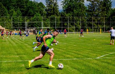 Un antrenor din Superliga amenință cu demisia înainte de startul campionatului: „Eu nu sunt fraier și nu fac teatru!”