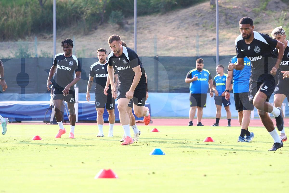 Antrenament FCSB inaintea primului meci din Champions League