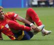 Lamine Yamal, acuzând o lovitură în partida cu Germania, din „sferturi” / Foto: Imago