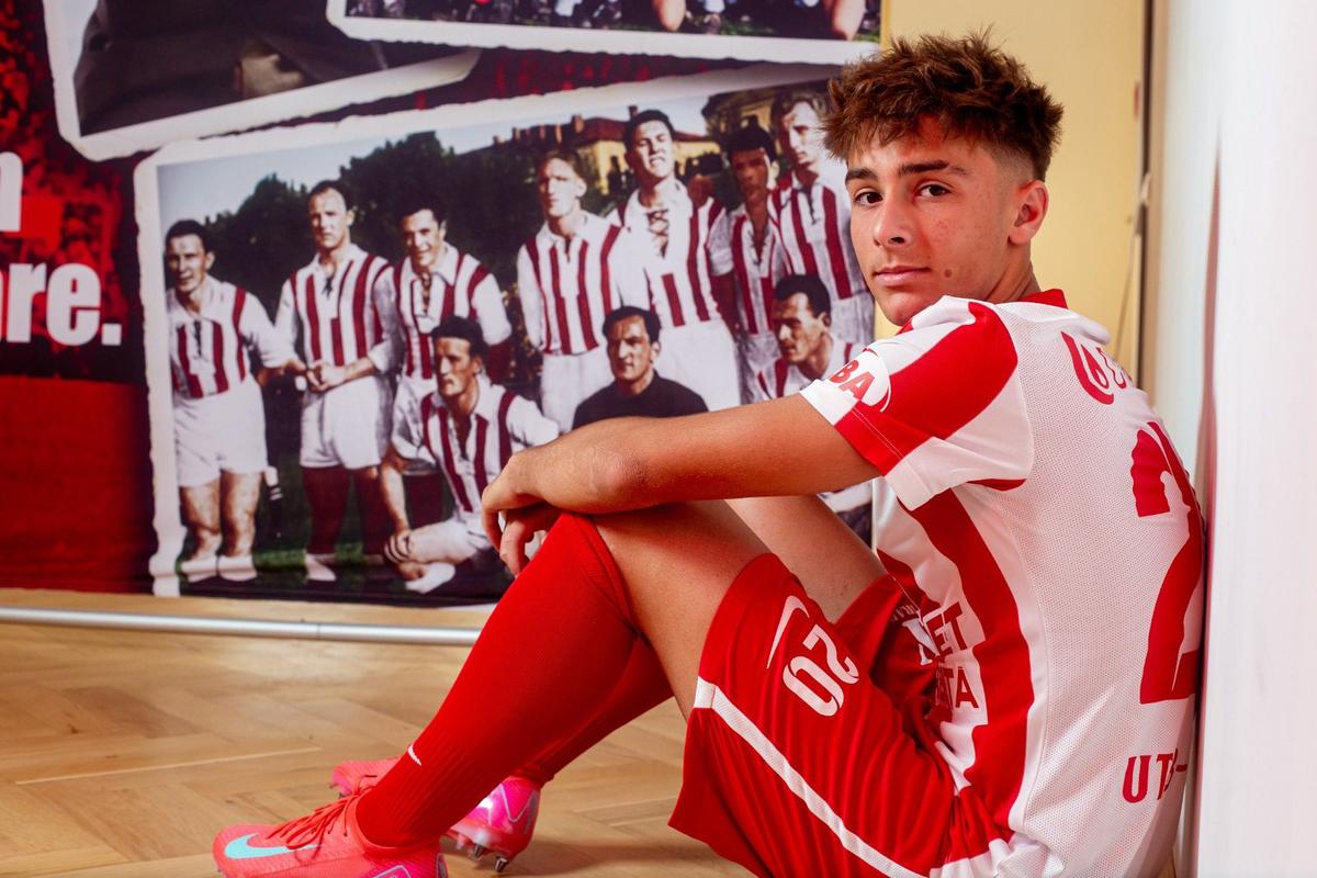 Au schimbat sponsorul tehnic și au cel mai apreciat echipament din Superliga: „În sfârșit! Tricouri de legendă!”