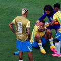 Enrdrick și Alisson îl consolează pe Neymar, după eliminarea de la CM 2026. Niciunul nu a urcat în avionul de Rio / Foto: Imago