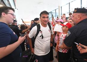 Moment de cotitură! Și-a dat demisia după 9 ani pe banca naționalei: „Mândru că am contribuit la cele mai mari succese ale fotbalului nostru”